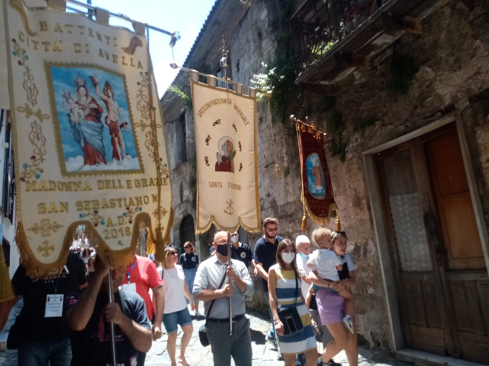 Mugnano del Cardinale (AV) Processione di Maria Santissima delle Grazie tra tradizione e innovazione. Foto e Video Mugnano del Cardinale (AV) Processione di Maria Santissima delle Grazie tra tradizione e innovazione. Foto e Video