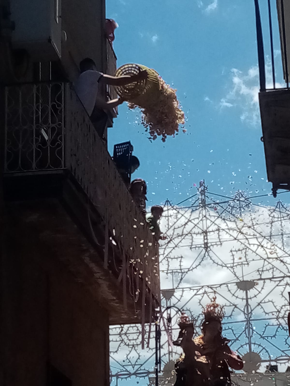 Mugnano del Cardinale (AV) Processione di Maria Santissima delle Grazie tra tradizione e innovazione. Foto e Video Mugnano del Cardinale (AV) Processione di Maria Santissima delle Grazie tra tradizione e innovazione. Foto e Video