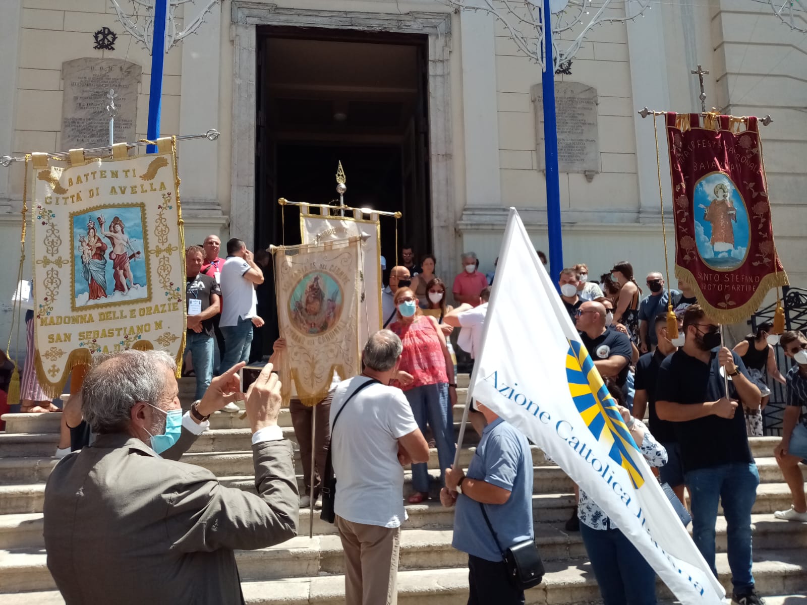 Mugnano del Cardinale (AV) Processione di Maria Santissima delle Grazie tra tradizione e innovazione. Foto e Video Mugnano del Cardinale (AV) Processione di Maria Santissima delle Grazie tra tradizione e innovazione. Foto e Video
