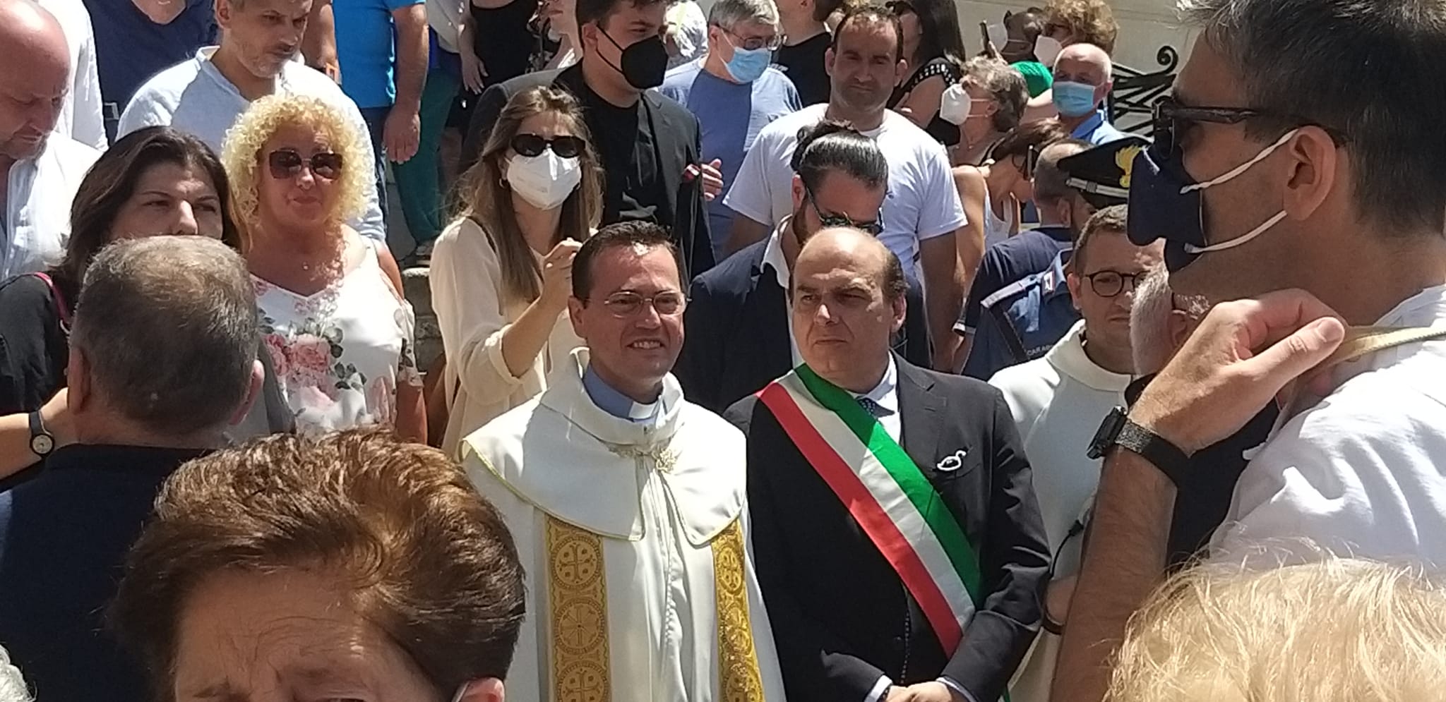 Mugnano del Cardinale (AV) Processione di Maria Santissima delle Grazie tra tradizione e innovazione. Foto e Video Mugnano del Cardinale (AV) Processione di Maria Santissima delle Grazie tra tradizione e innovazione. Foto e Video