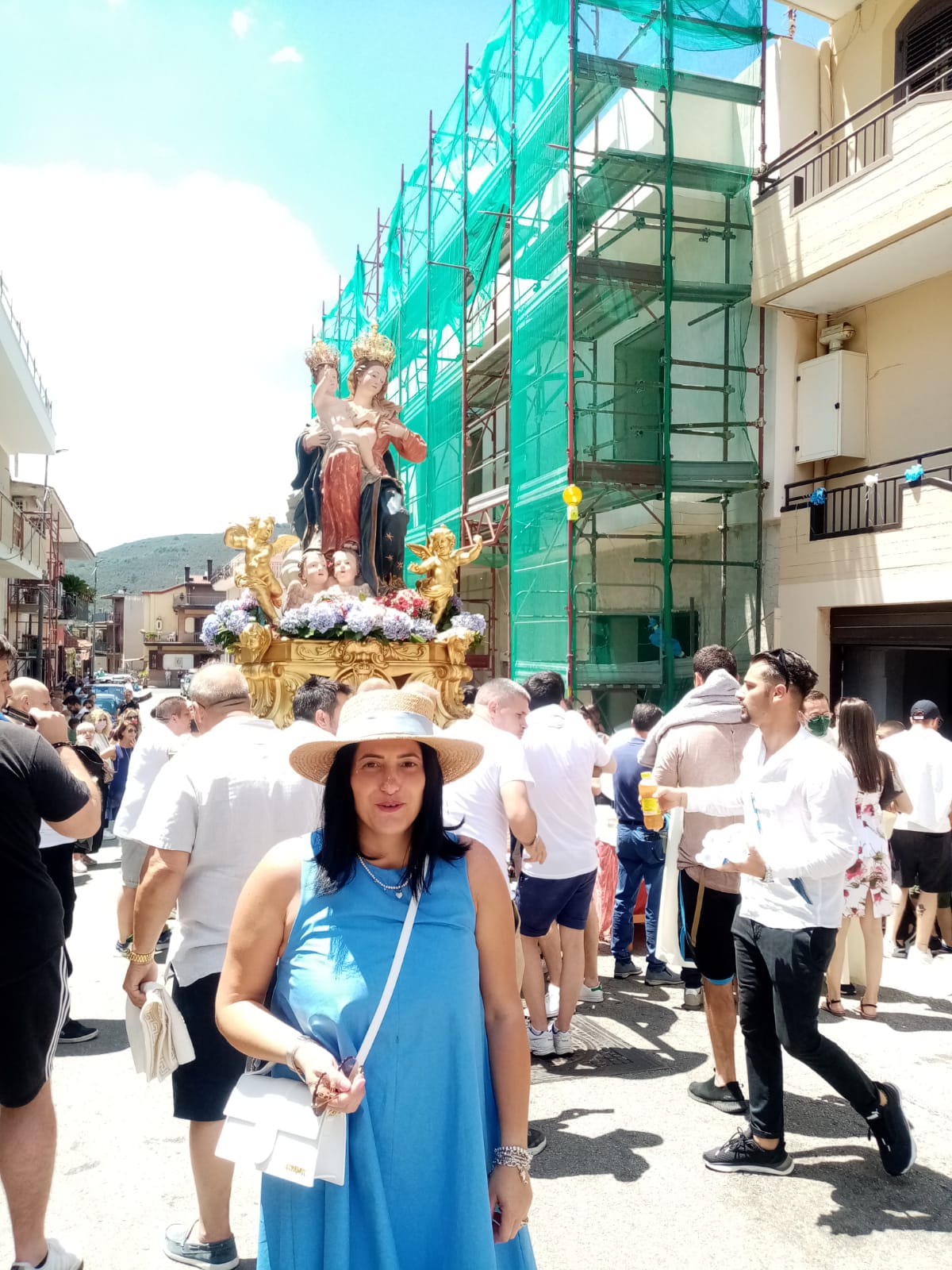 Mugnano del Cardinale (AV) Processione di Maria Santissima delle Grazie tra tradizione e innovazione. Foto e Video Mugnano del Cardinale (AV) Processione di Maria Santissima delle Grazie tra tradizione e innovazione. Foto e Video