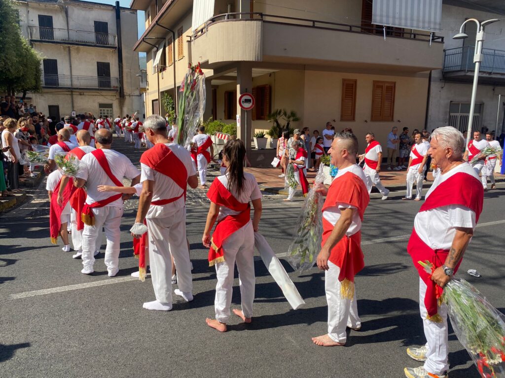 SPERONE. SantElia 2022, larrivo dei battenti. Video e Foto