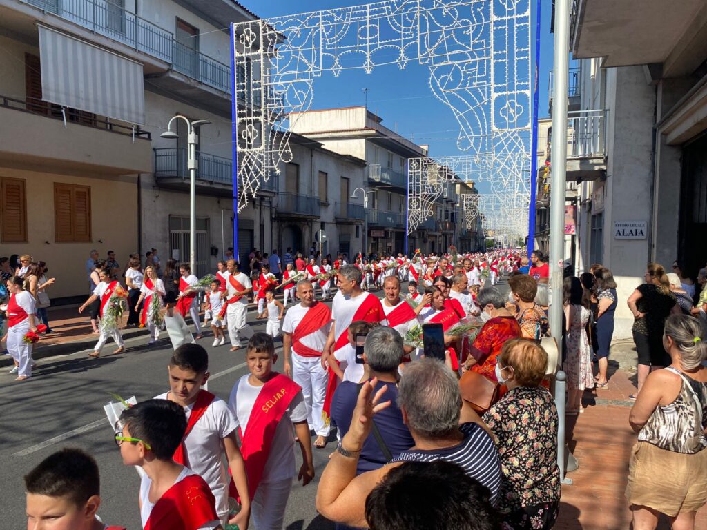 SPERONE. SantElia 2022, larrivo dei battenti. Video e Foto