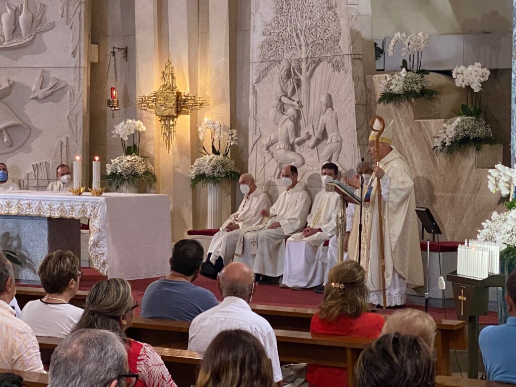 VISCIANO. La processione in onore di Maria SS. del Carpinello. Foto e Video