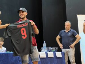 AVELLA. Presentato il torneo di Calcetto Abella Cup, saranno 16 le squadre partecipanti. Video e foto