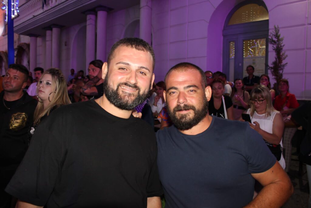 Mugnano  Festa di Santa Filomena semplicemente perfetta! Andrea Sannino incanta. Foto & Video