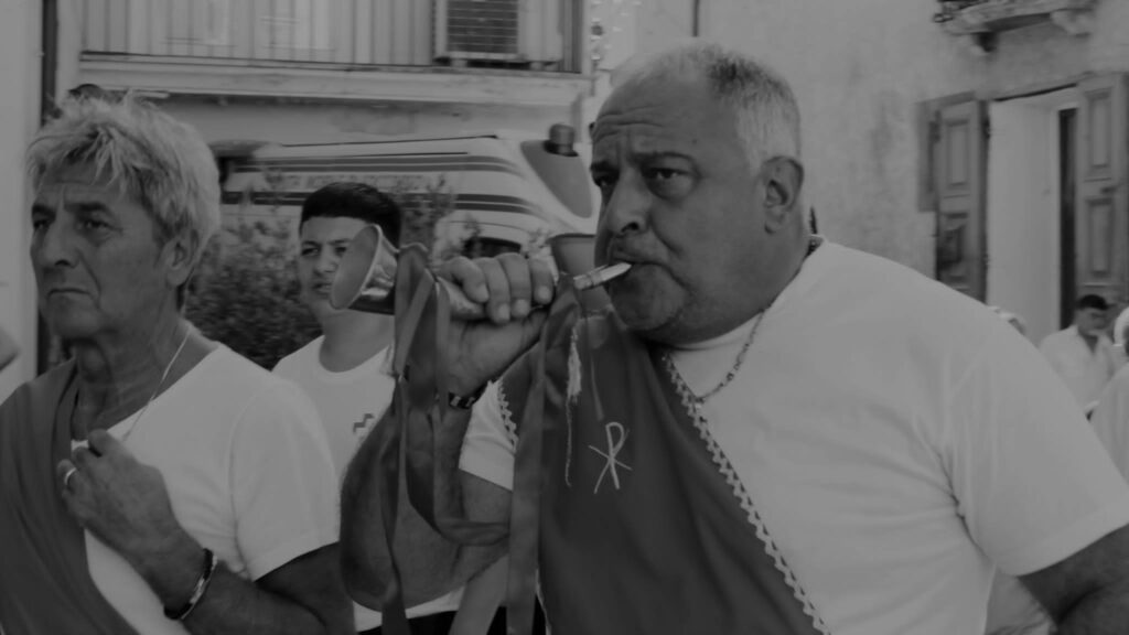 MUGNANO. Ieri la marcia dei Battenti in onore a San Pellegrino