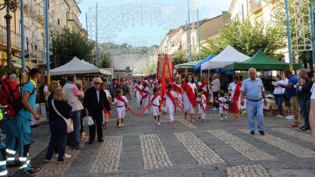 MUGNANO. Ieri la marcia dei Battenti in onore a San Pellegrino
