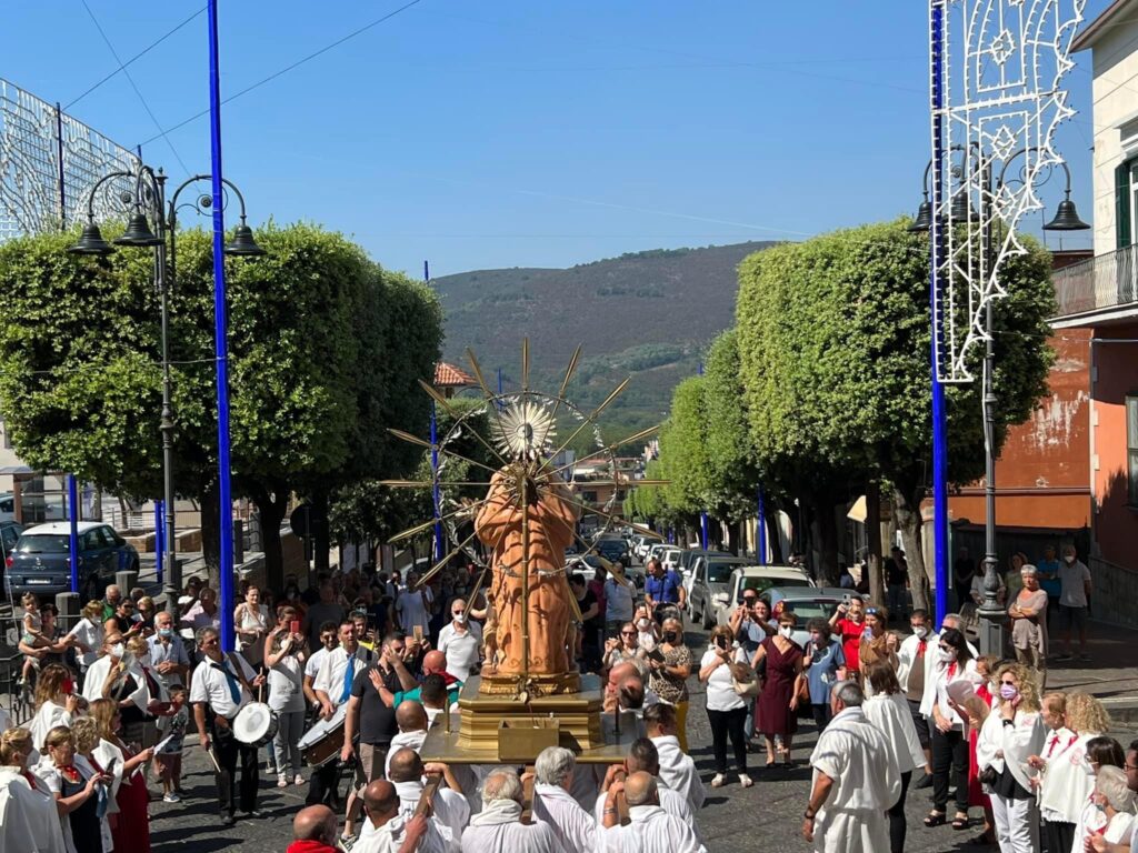 MUGNANO DEL CARDINALE. Intronizzata la statua di Santa Filomena. Foto