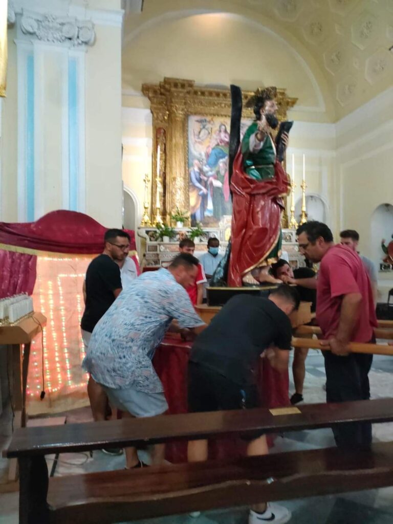 Sirignano   Intronizzazione di SantAndrea