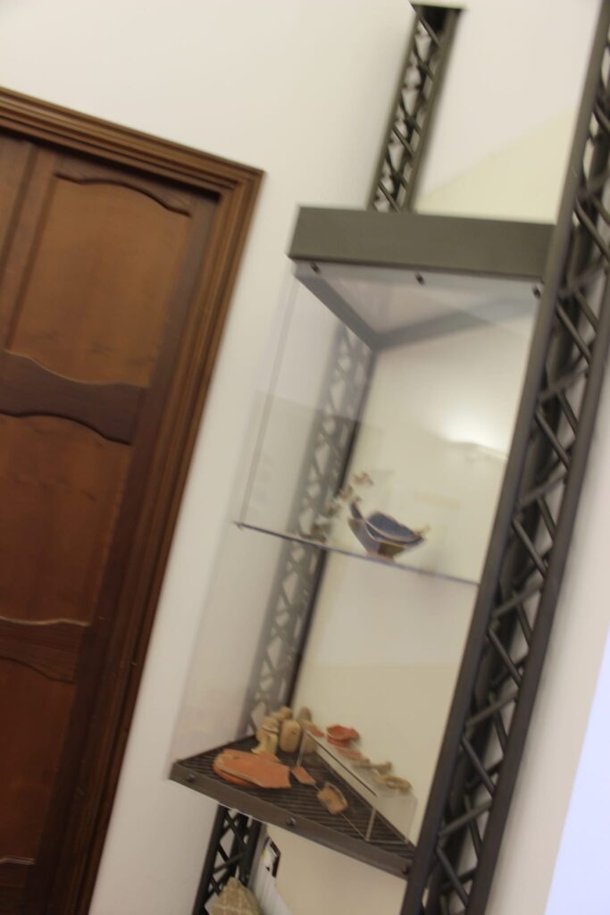 Avella  Visita ai monumenti da parte dei membri del Centro 66 dellArciconfraternita Universale di Santa Filomena