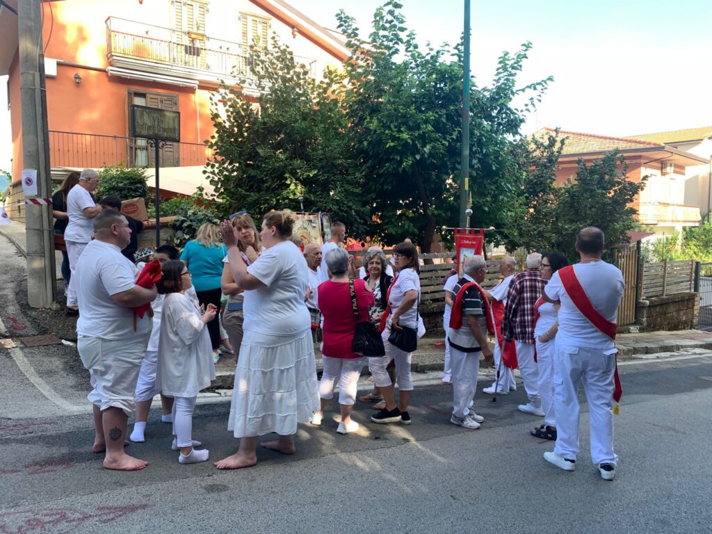 ALTAVILLA IRPINA. Le foto dei Battenti avellani in onore di San Pellegrino