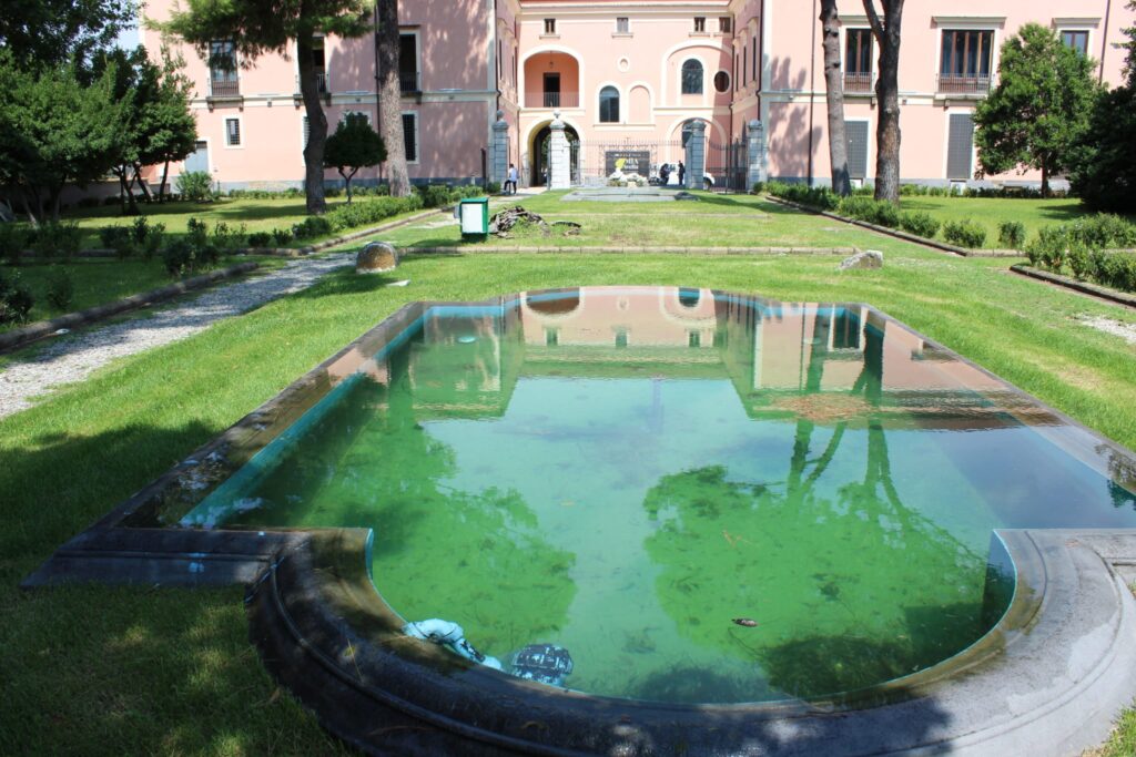 Avella  Visita ai monumenti da parte dei membri del Centro 66 dellArciconfraternita Universale di Santa Filomena