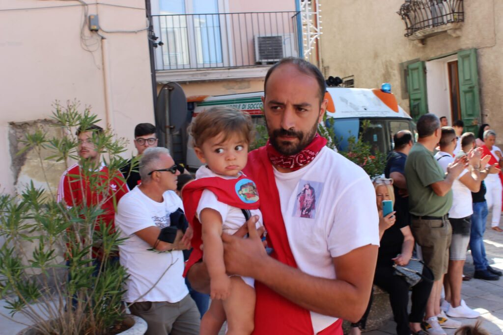MUGNANO. Ieri la marcia dei Battenti in onore a San Pellegrino