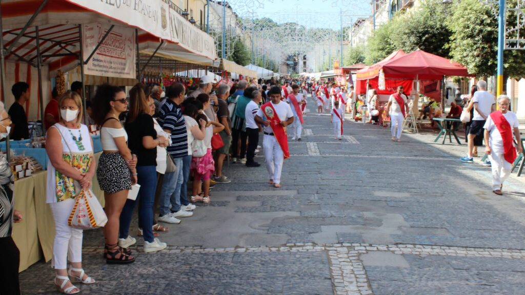 MUGNANO. Ieri la marcia dei Battenti in onore a San Pellegrino