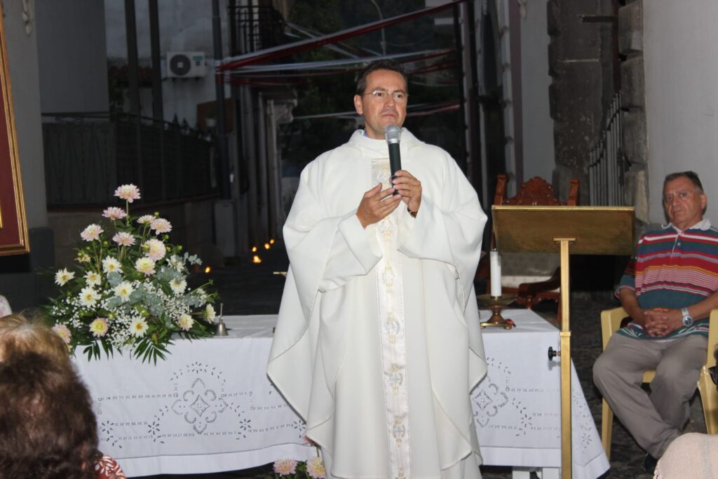 Mugnano Festa della Madonna di Montevergine le foto più belle Mugnano Festa della Madonna di Montevergine le foto più belle