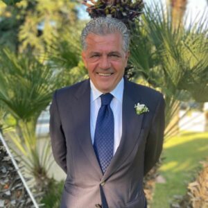 AVELLA. Questa sera inizia il torneo di calcetto Abella Cup. Mario Montanile: Pronto ad organizzare il vero torneo: il Felice Pecchia