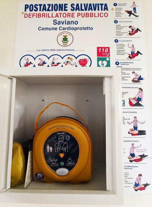 SAVIANO. Installati 5 defibrillatori semiautomatici