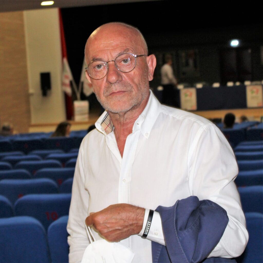 I candidati Pd fanno tappa a Baiano in cerca di consensi. Ecco le foto