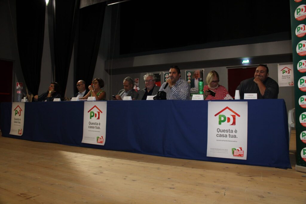 I candidati Pd fanno tappa a Baiano in cerca di consensi. Ecco le foto