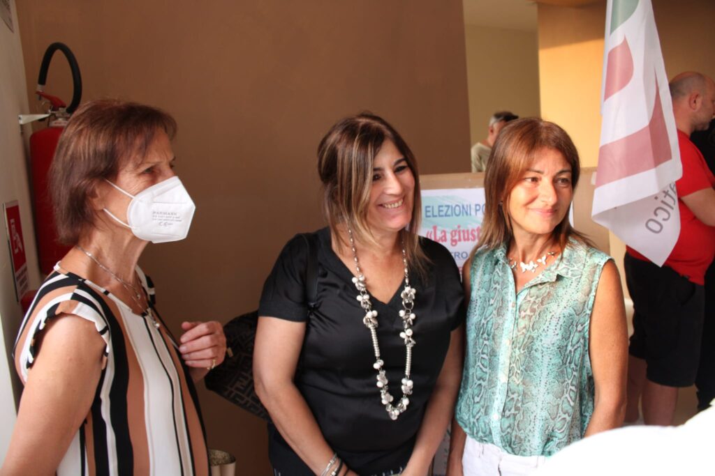 I candidati Pd fanno tappa a Baiano in cerca di consensi. Ecco le foto