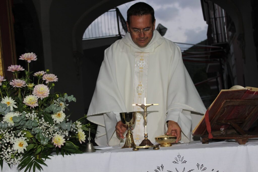 Mugnano Festa della Madonna di Montevergine le foto più belle Mugnano Festa della Madonna di Montevergine le foto più belle