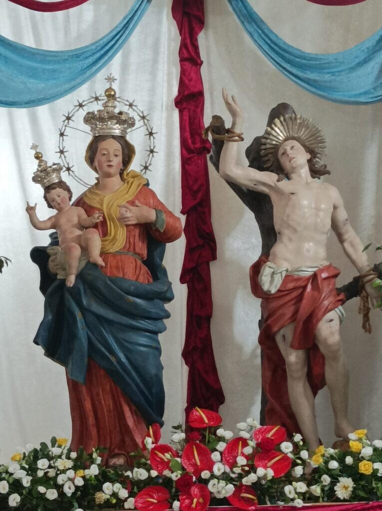 Avella  Processione della Madonna delle Grazie e di San Sebastiano   la soddisfazione del parroco e del Comitato