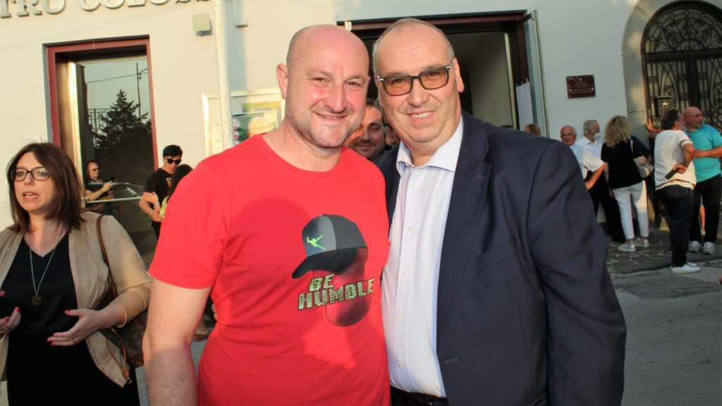 I candidati Pd fanno tappa a Baiano in cerca di consensi. Ecco le foto