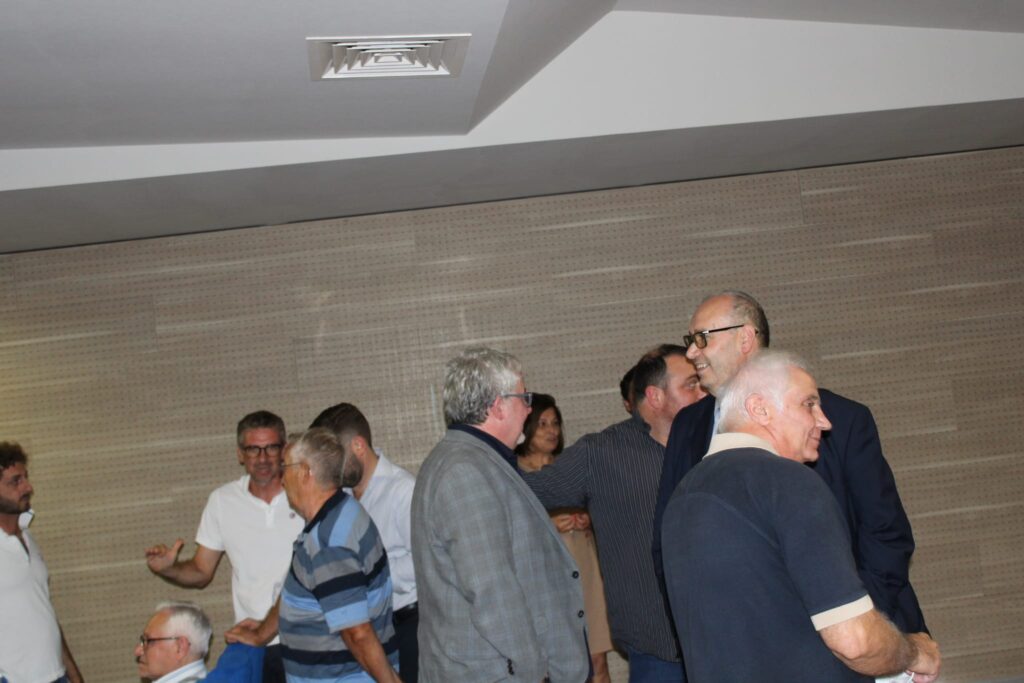 I candidati Pd fanno tappa a Baiano in cerca di consensi. Ecco le foto