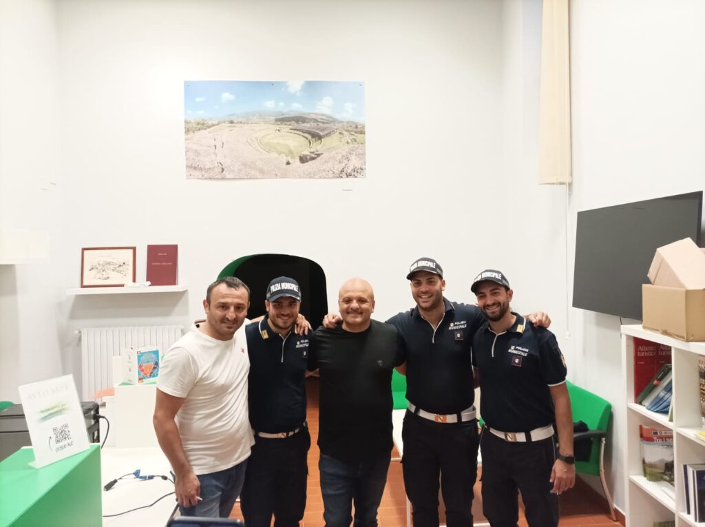 AVELLA. Festa patronale, Peppe Iodice è un successo. Applausi e tante risate