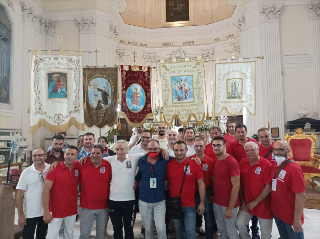 Avella  Processione della Madonna delle Grazie e di San Sebastiano   la soddisfazione del parroco e del Comitato