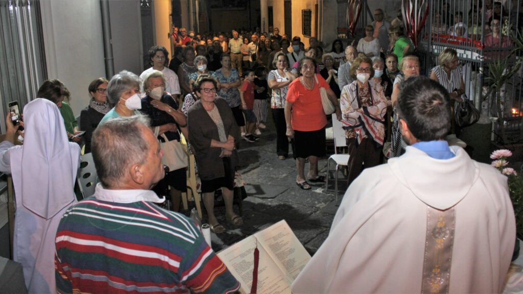Mugnano Festa della Madonna di Montevergine le foto più belle Mugnano Festa della Madonna di Montevergine le foto più belle