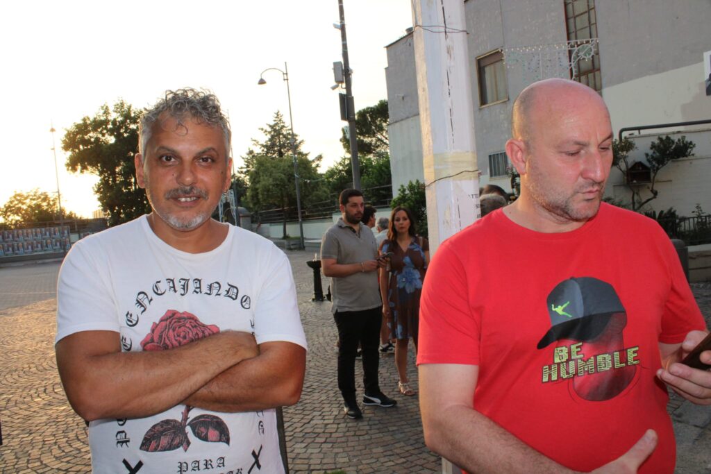 I candidati Pd fanno tappa a Baiano in cerca di consensi. Ecco le foto