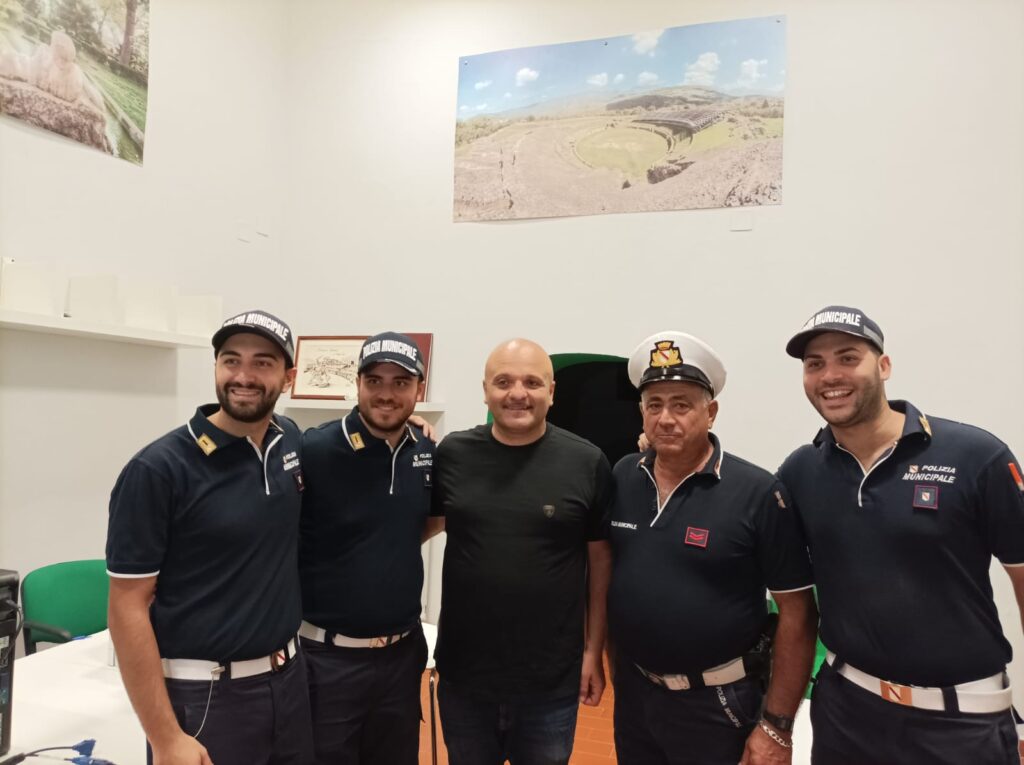 AVELLA. Festa patronale, Peppe Iodice è un successo. Applausi e tante risate