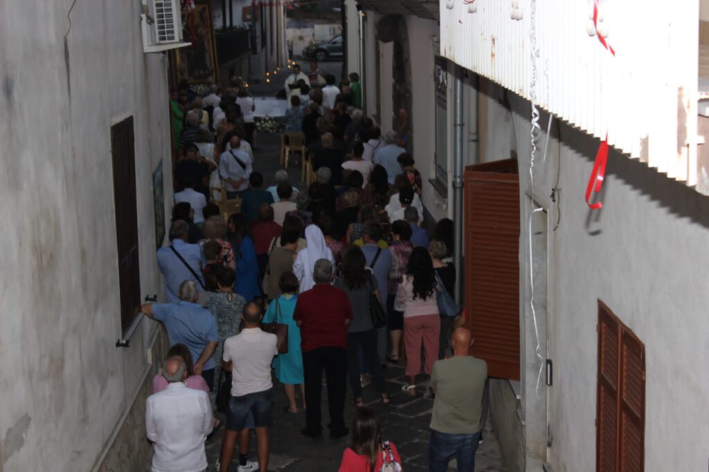 Mugnano Festa della Madonna di Montevergine le foto più belle Mugnano Festa della Madonna di Montevergine le foto più belle