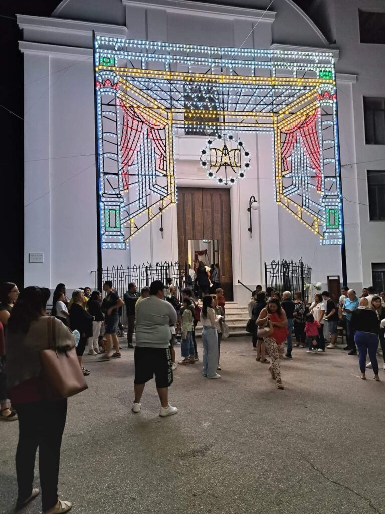 Avella   È il gran giorno dedicato alla Madonna e a San Sebastiano