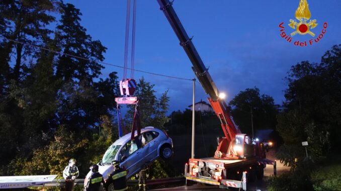 CCDDEA47-8CF2-46F9-A18D-0A98F0917C0B