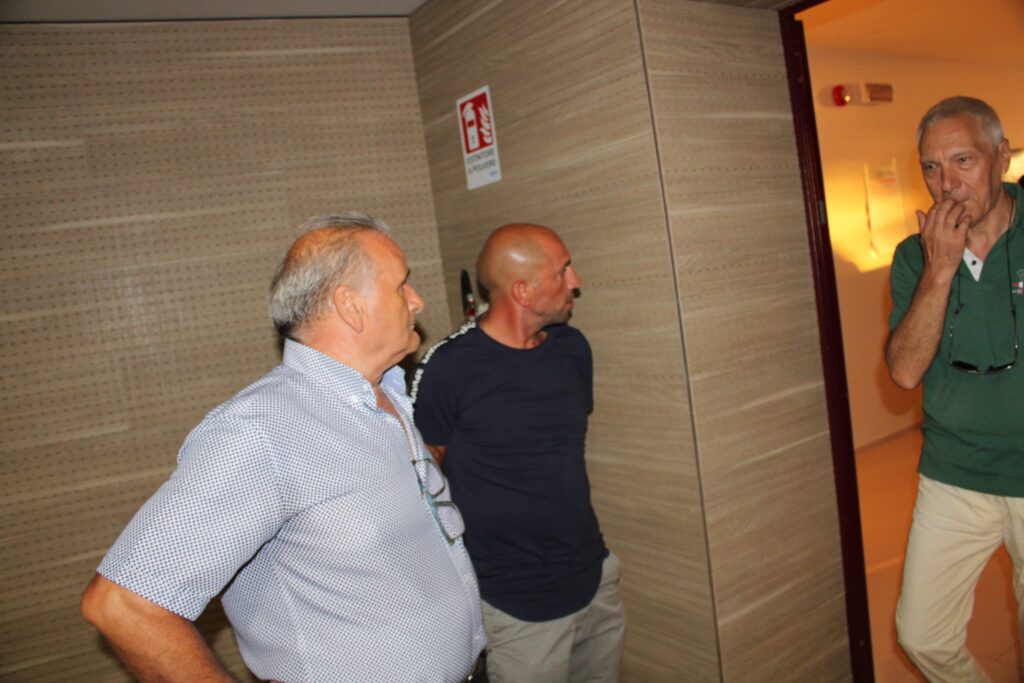 I candidati Pd fanno tappa a Baiano in cerca di consensi. Ecco le foto