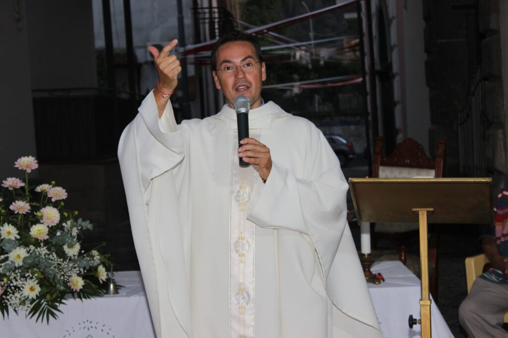 Mugnano Festa della Madonna di Montevergine le foto più belle Mugnano Festa della Madonna di Montevergine le foto più belle