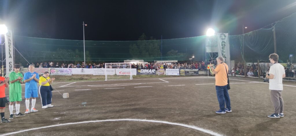 AVELLA. Inaugurata la prima edizione dellAbella Cup. E iniziato il calcetto