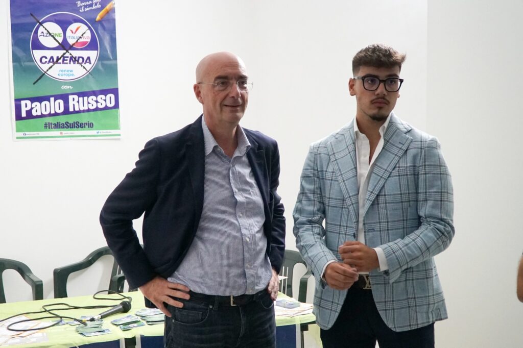 VISCIANO. Paolo Russo inaugura la sua sede elettorale. Foto