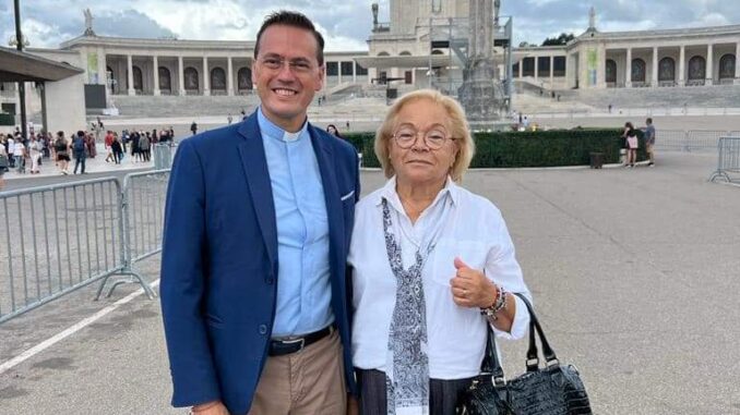 WhatsApp Image 2022-09-17 at 17.58.57 (1)