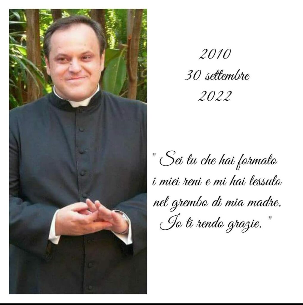 Palma Campania  Auguri a don Tommaso Ferraro per lanniversario di sacerdozio