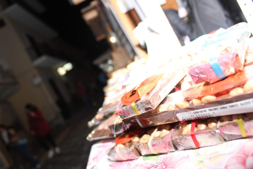 AVELLA. Le foto di un sabato di festa girando per la sagra della Castagna e della nocciola