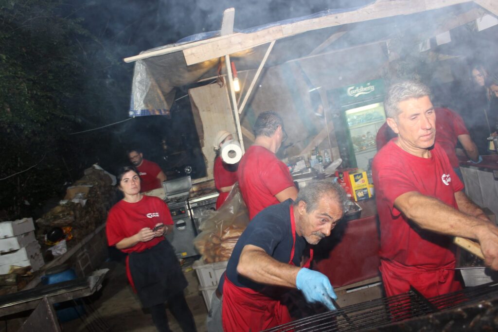 AVELLA. Le foto di un sabato di festa girando per la sagra della Castagna e della nocciola