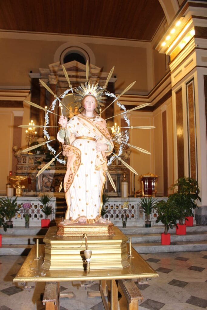 MUGNANO. Le foto più belle della ricollocazione di Santa Filomena nella sua Cappella