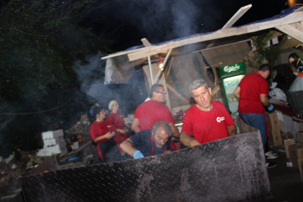AVELLA. Le foto di un sabato di festa girando per la sagra della Castagna e della nocciola