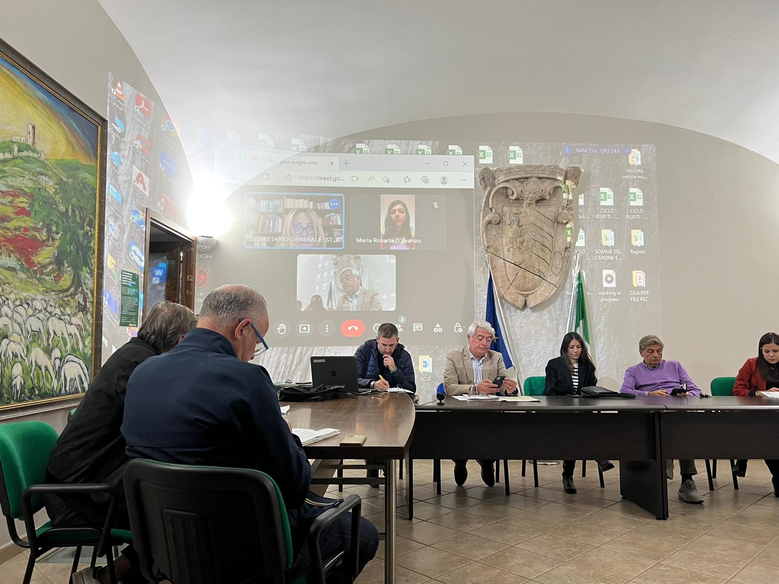 AVELLA. Il consiglio comunale approva la costruzione di un Forno crematorio. No alle telecamere per la ripresa del consiglio AVELLA. Il consiglio comunale approva la costruzione di un Forno crematorio. No alle telecamere per la ripresa del consiglio