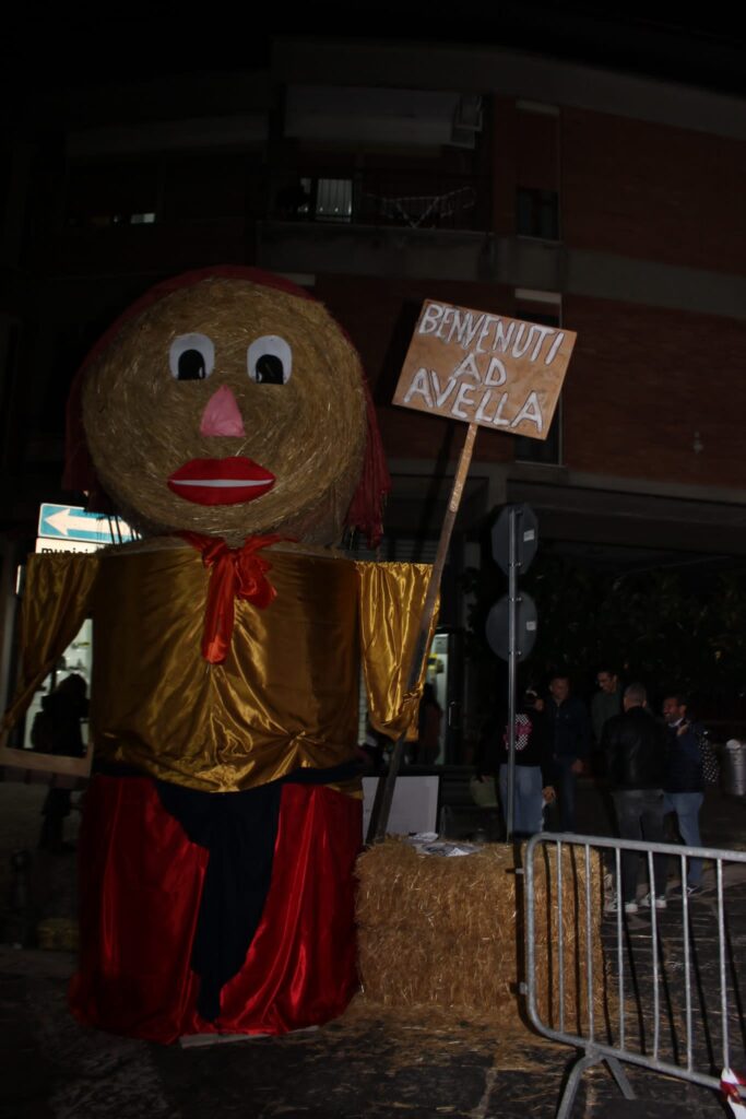 AVELLA. Le foto di un sabato di festa girando per la sagra della Castagna e della nocciola