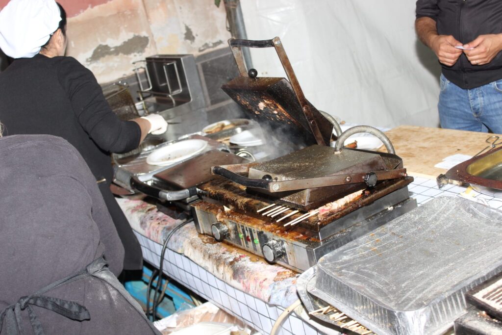 AVELLA. Le foto di un sabato di festa girando per la sagra della Castagna e della nocciola
